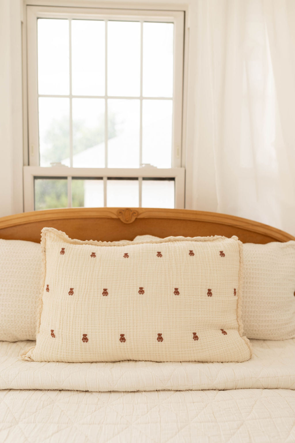 layered gauze pillowcase - teddy