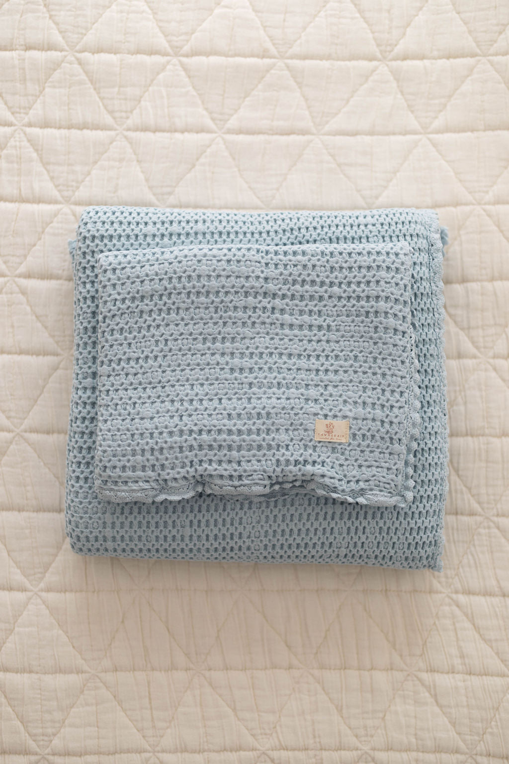 cozy waffle blanket | twin size - powder