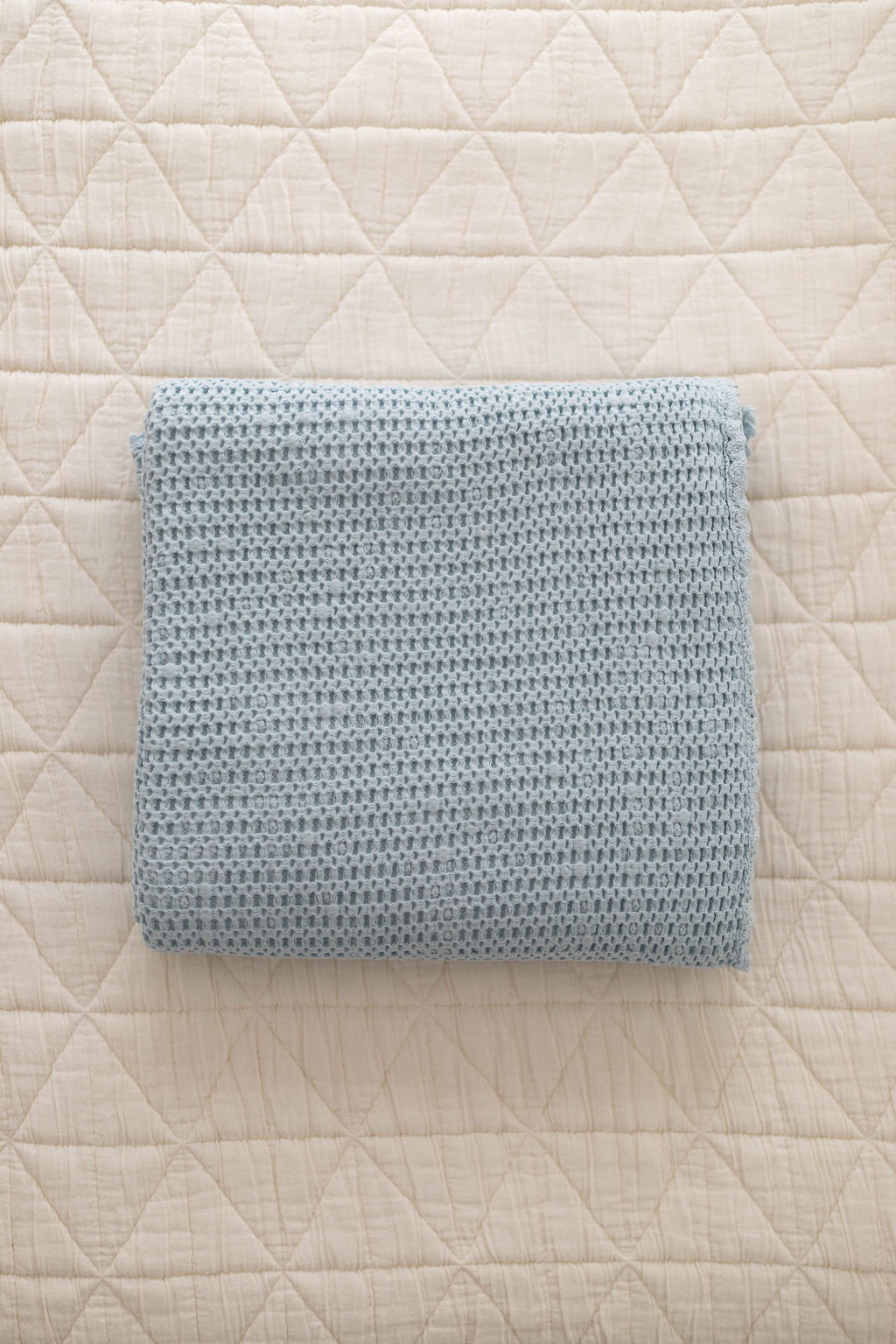 cozy waffle blanket | twin size - powder
