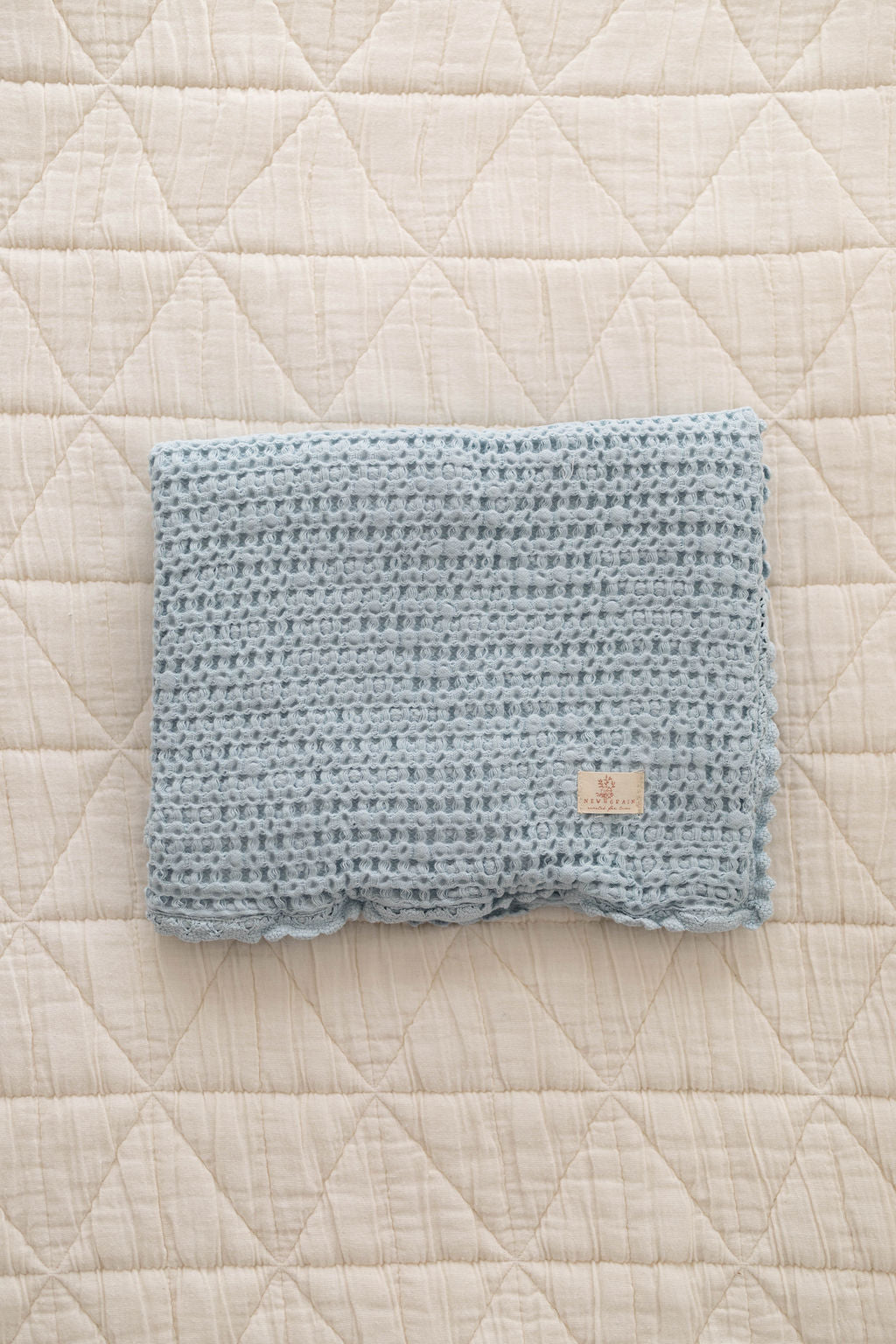 cozy waffle pillowcase - powder
