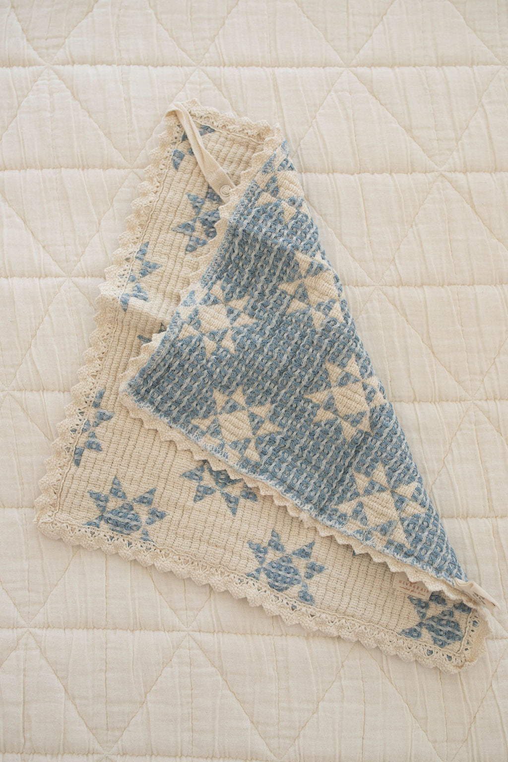 star quilt lovie - sky