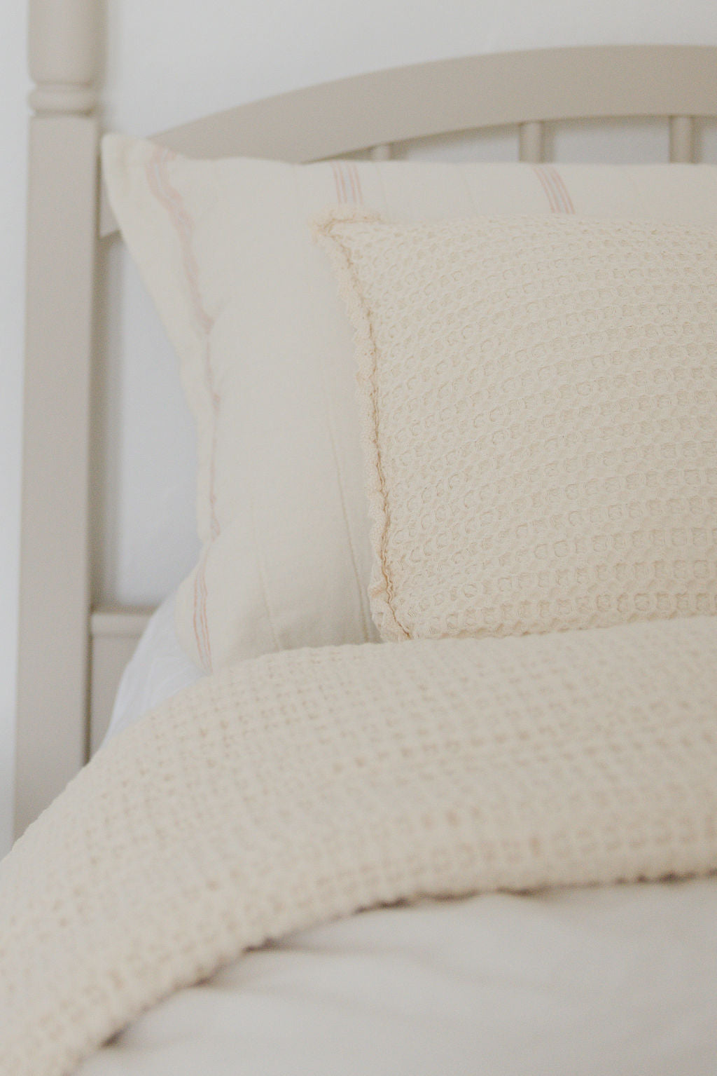 cozy waffle pillowcase - milk