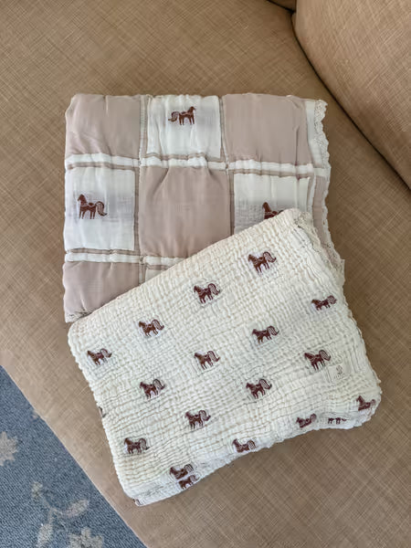sunday quilt - pony