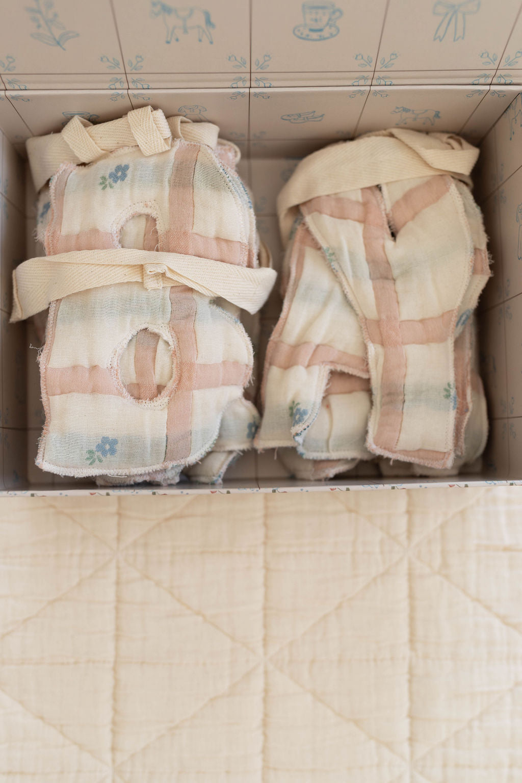 special occasion box & meadow banner