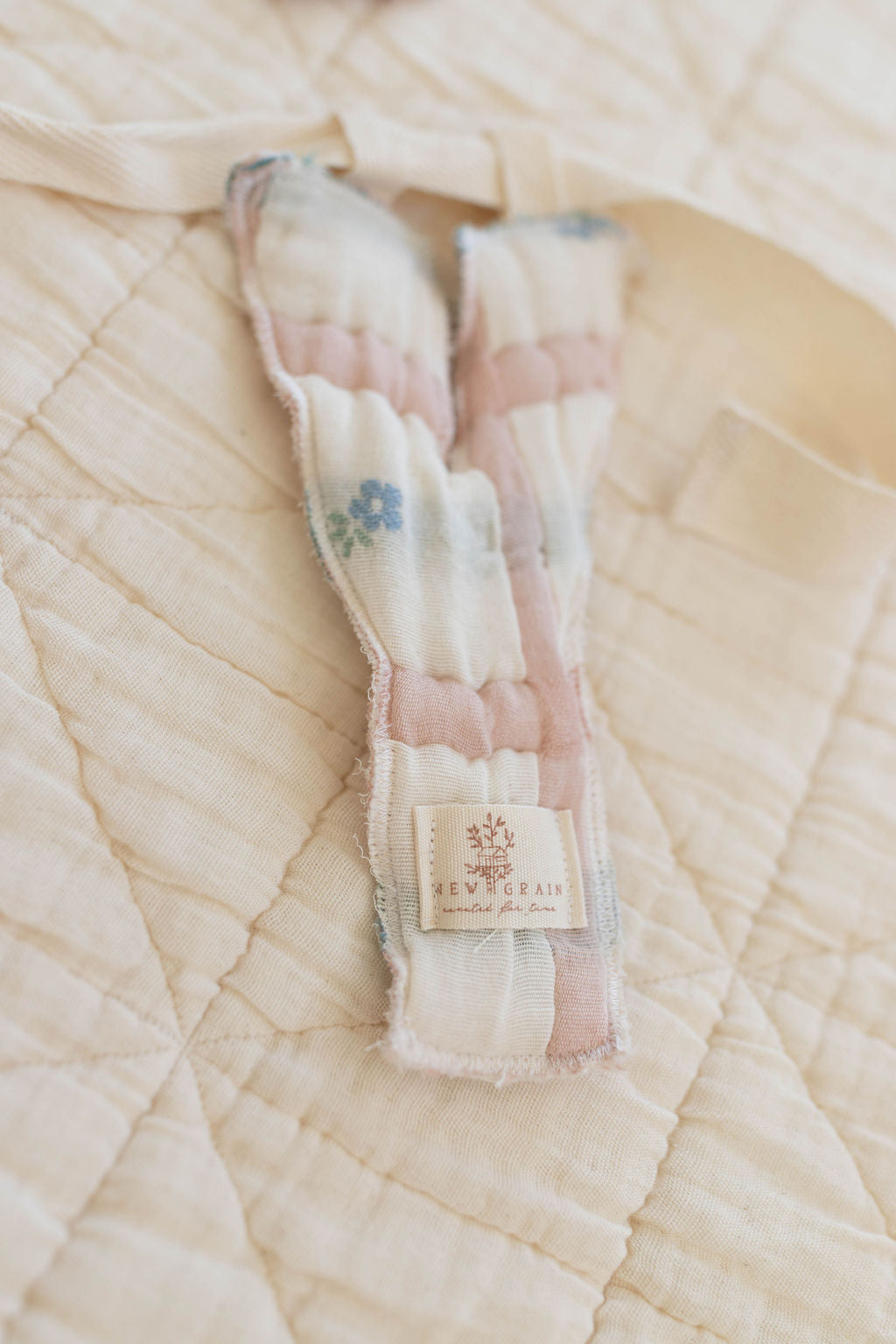 special occasion box & meadow banner