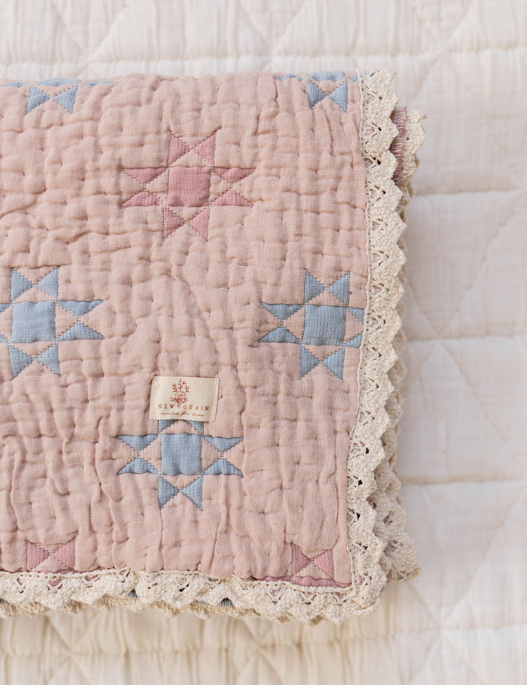 sunday quilt - peony