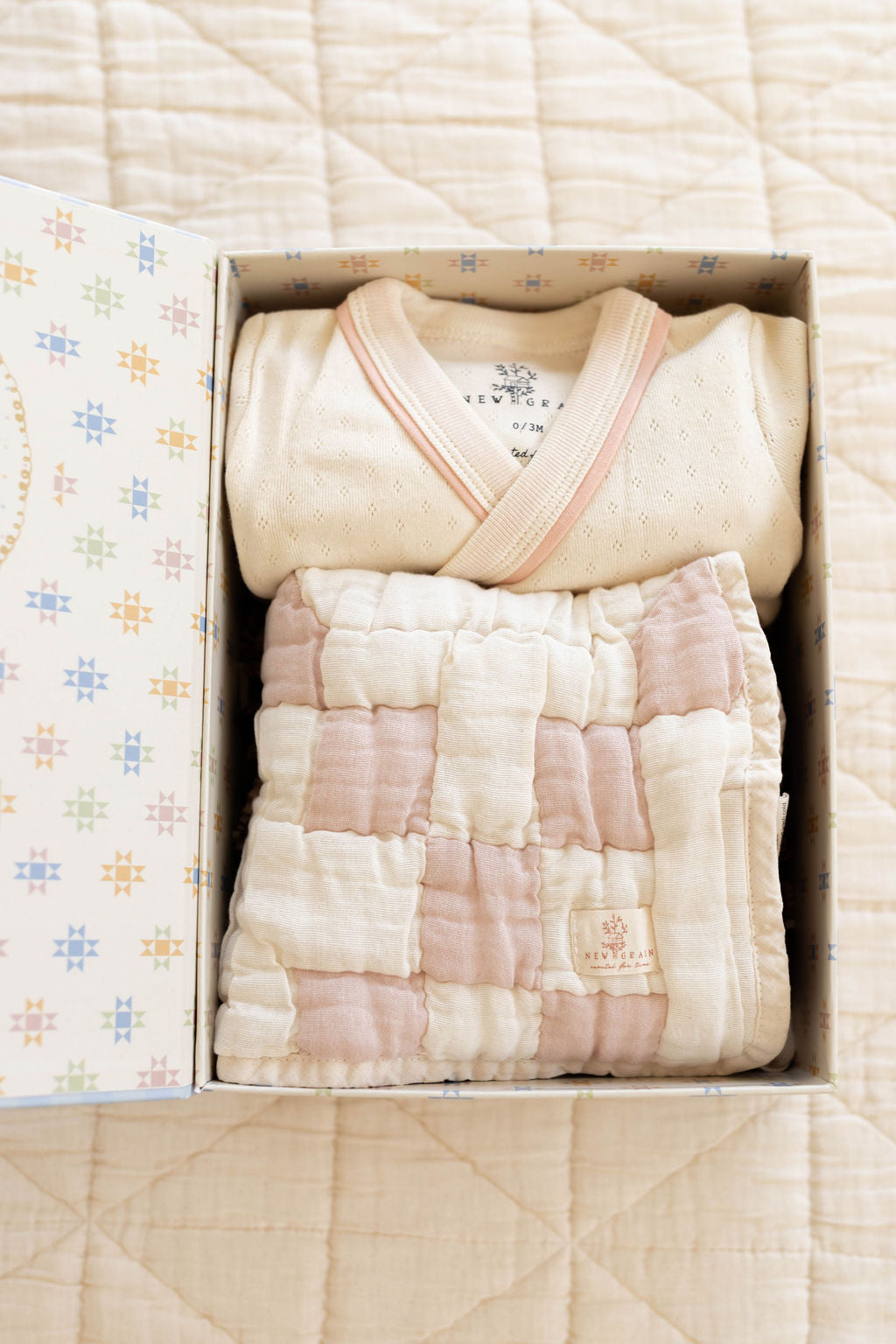gender box - pink