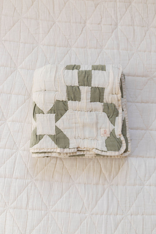 cottage quilt - basil