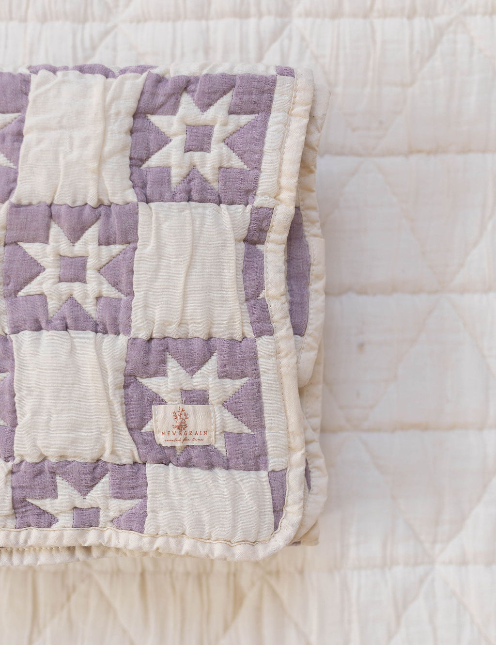 homestead quilt - lilac