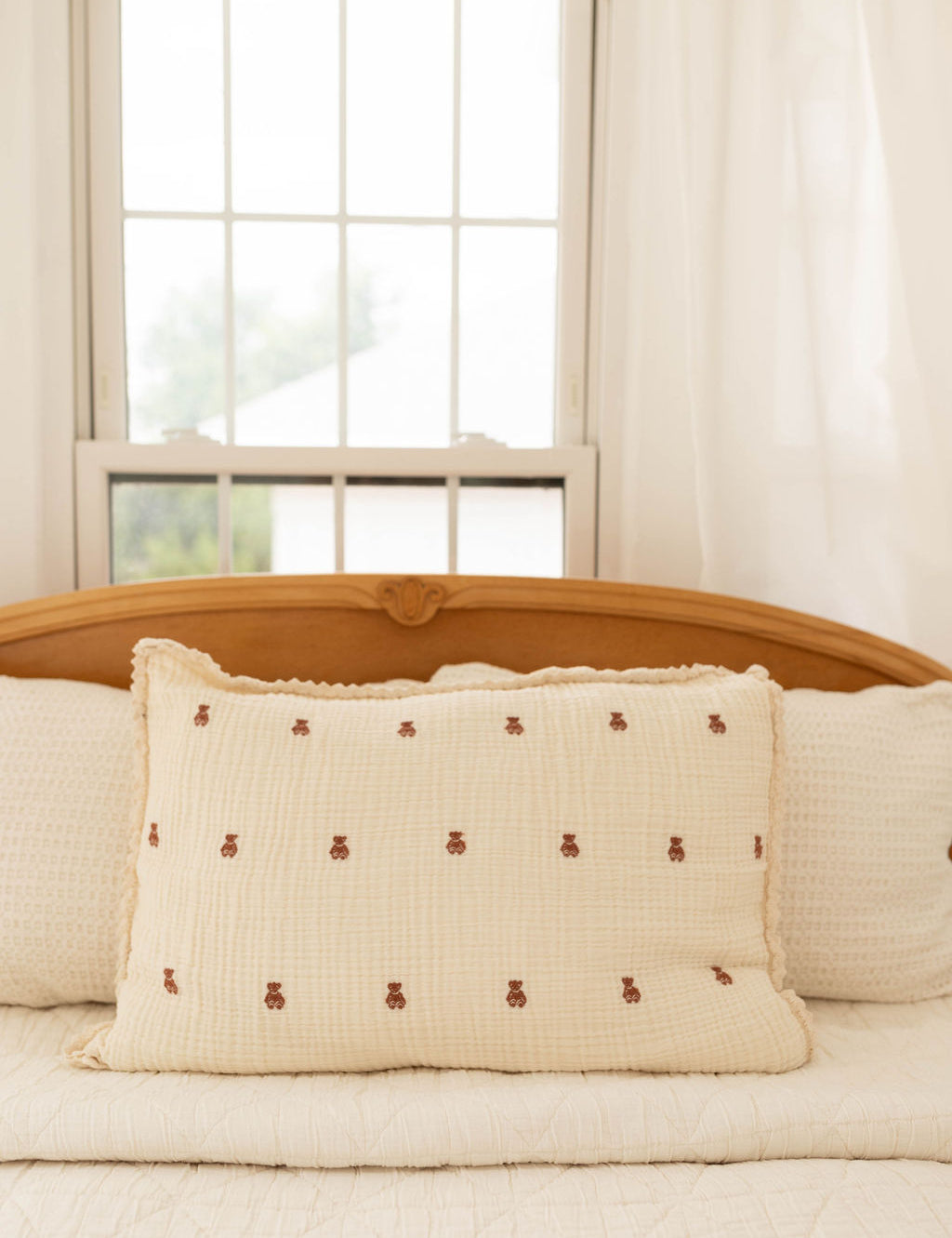 layered gauze pillowcase - teddy