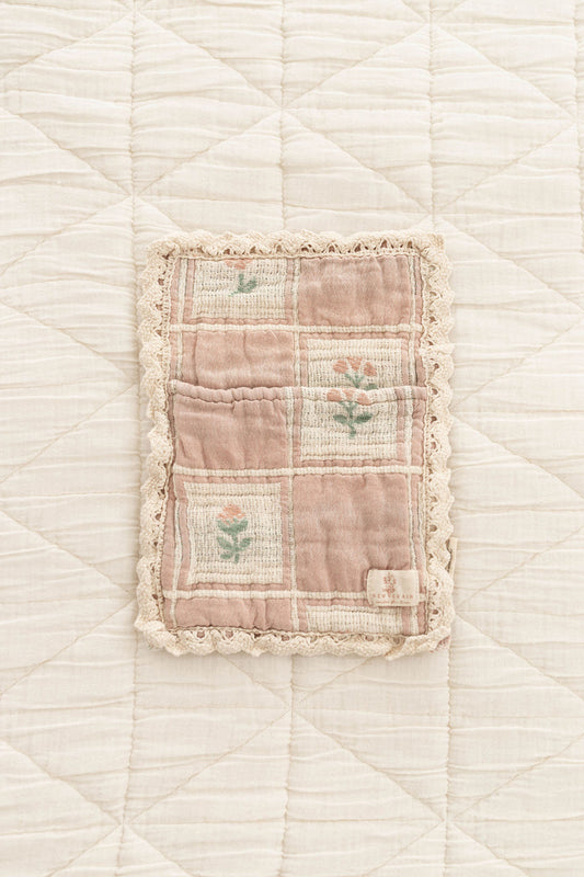 patchwork dollbed - fleur