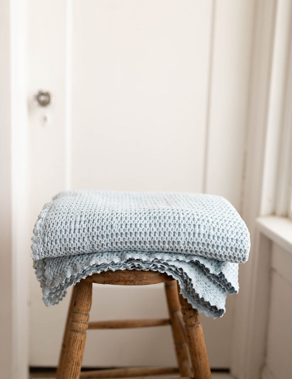 cozy waffle blanket | twin size - powder