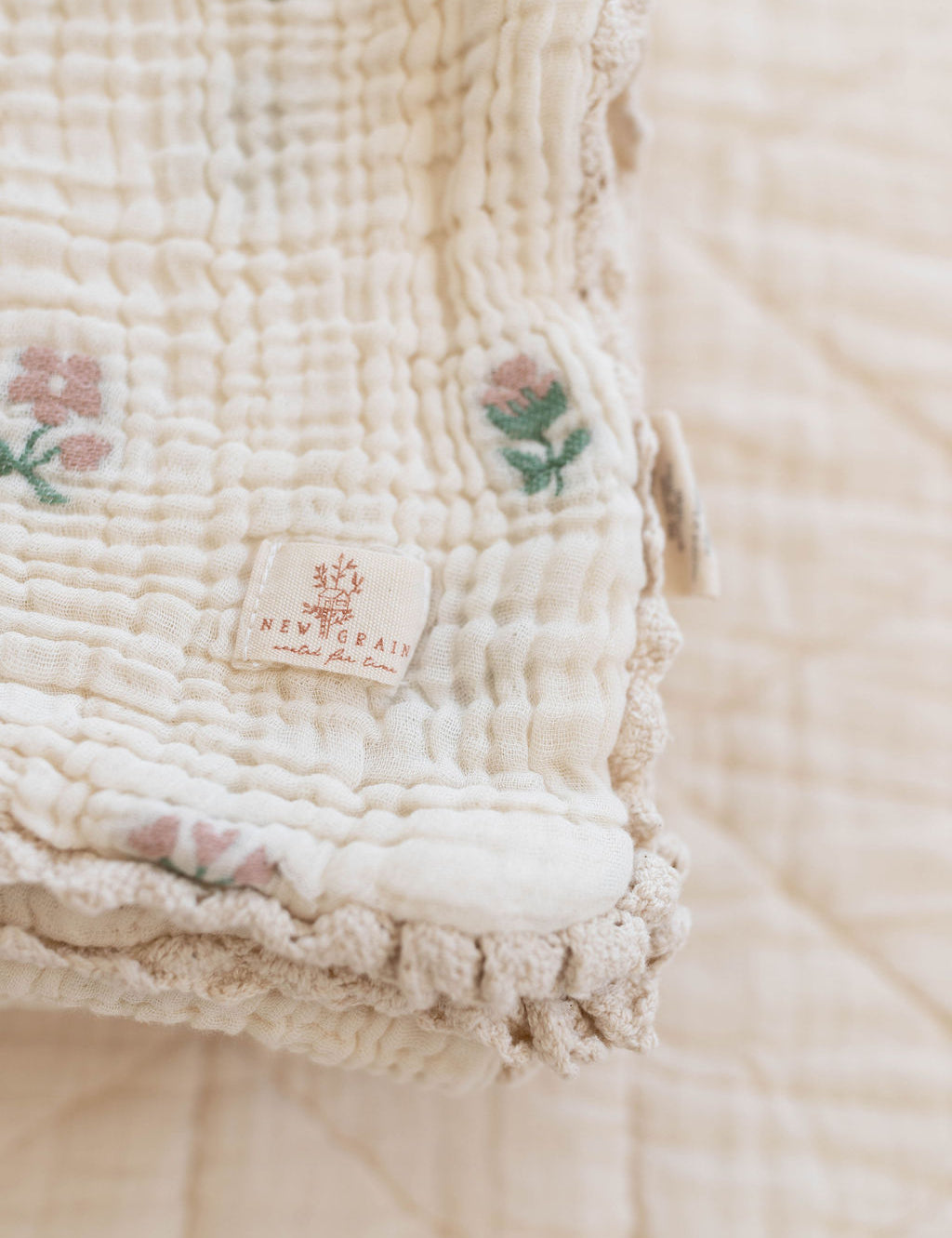 layered gauze blanket - dahlia