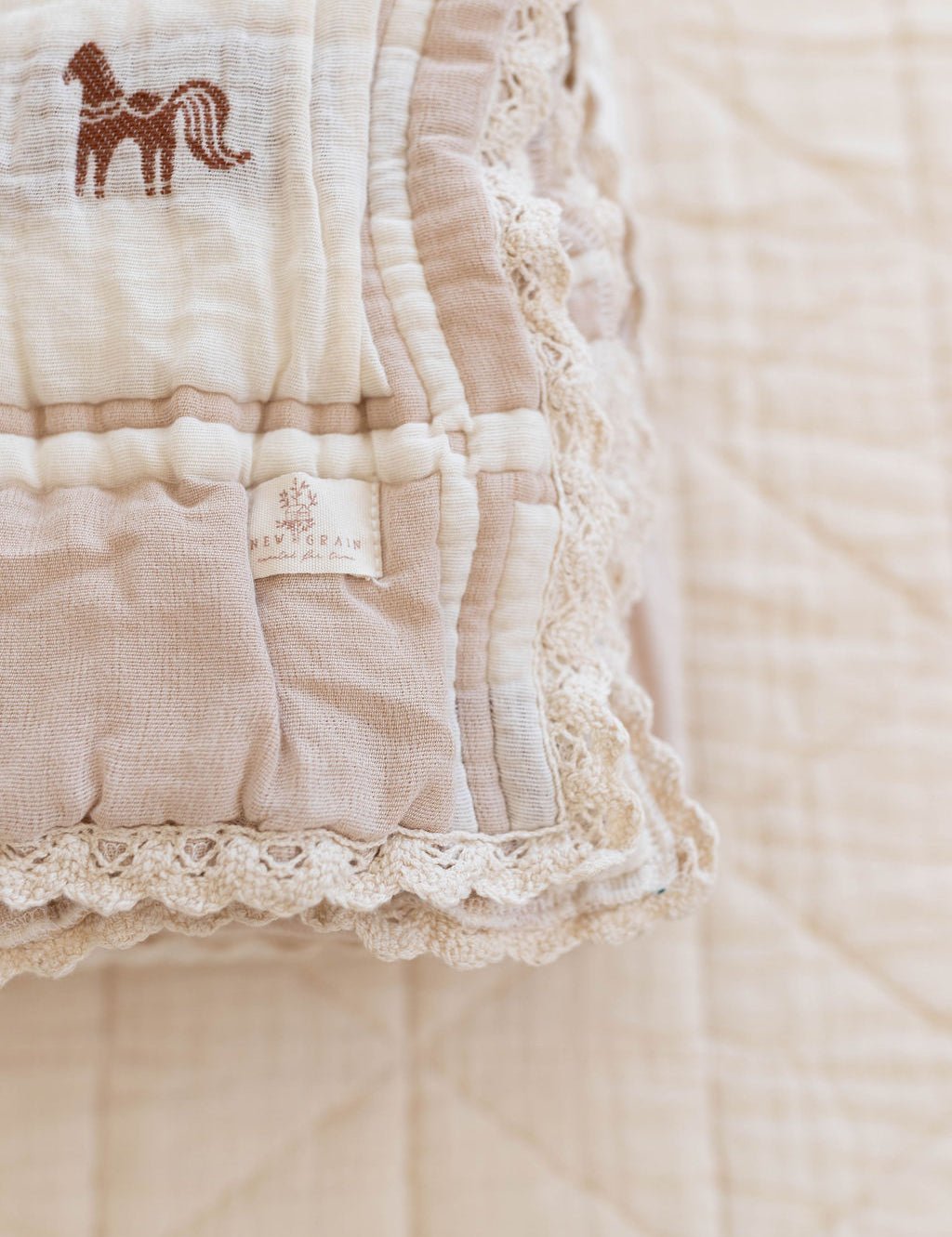 sunday quilt - pony
