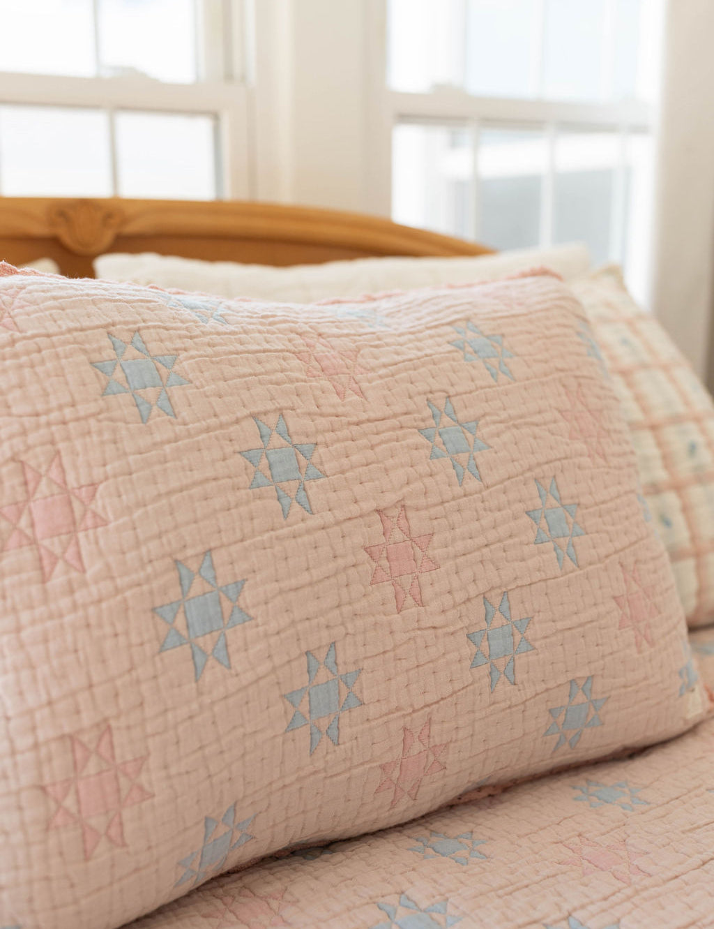 sunday quilt pillowcase - peony