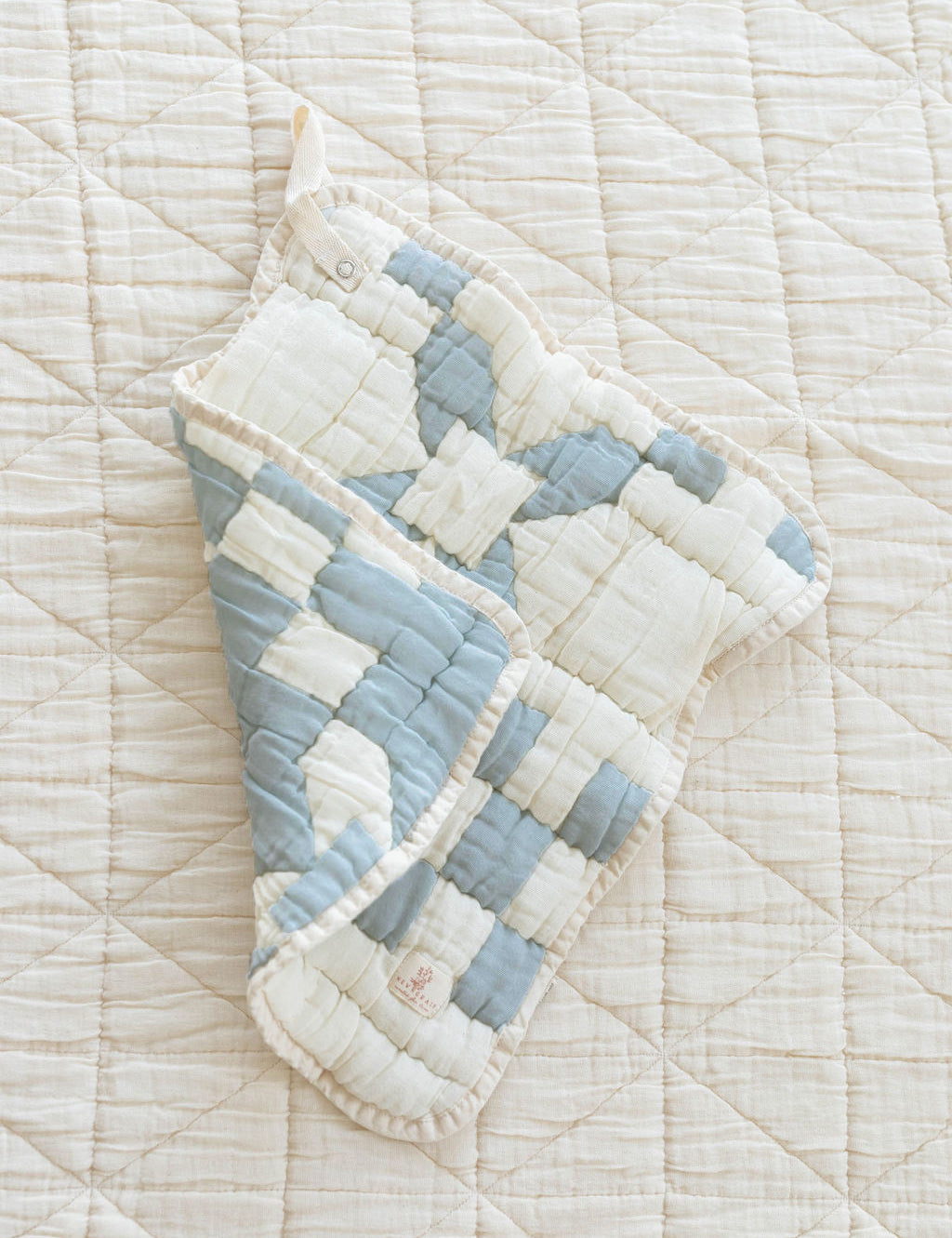 cottage quilt lovie - bluebelle