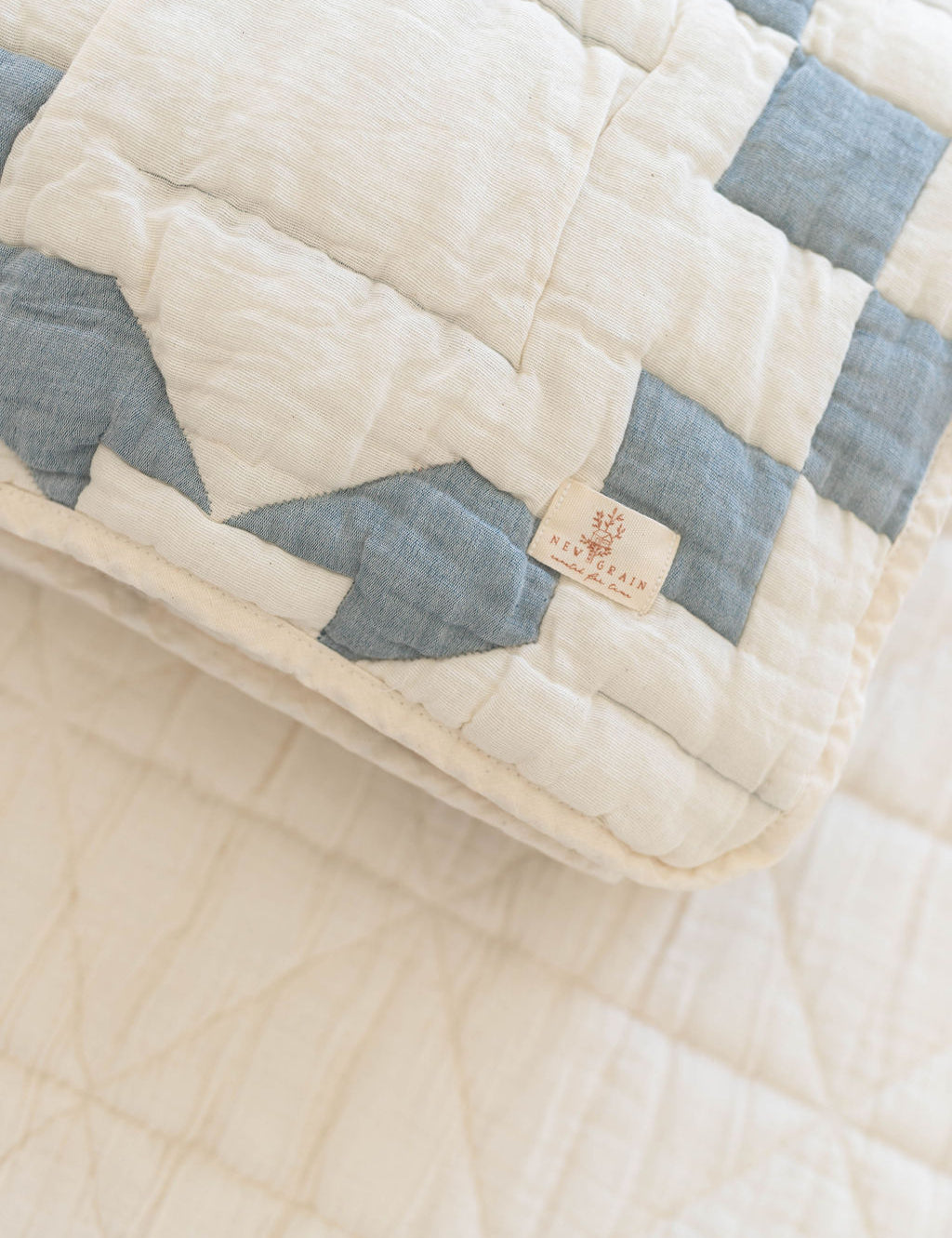 cottage quilt - bluebelle